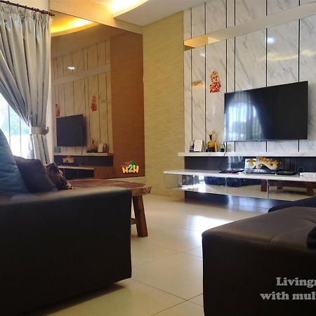 H2H - Cy Botani Vacation House Ipoh Luaran gambar
